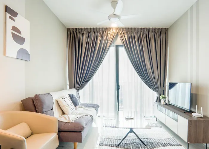 Datum Jelatek Residence By Airhost