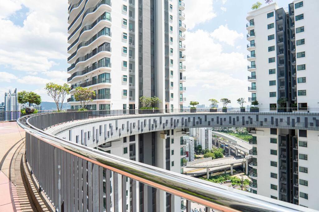 Datum Jelatek By Airhost Apartment Kuala Lumpur