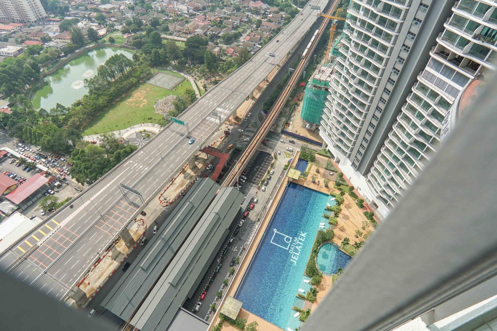 Datum Jelatek By Airhost Apartment *