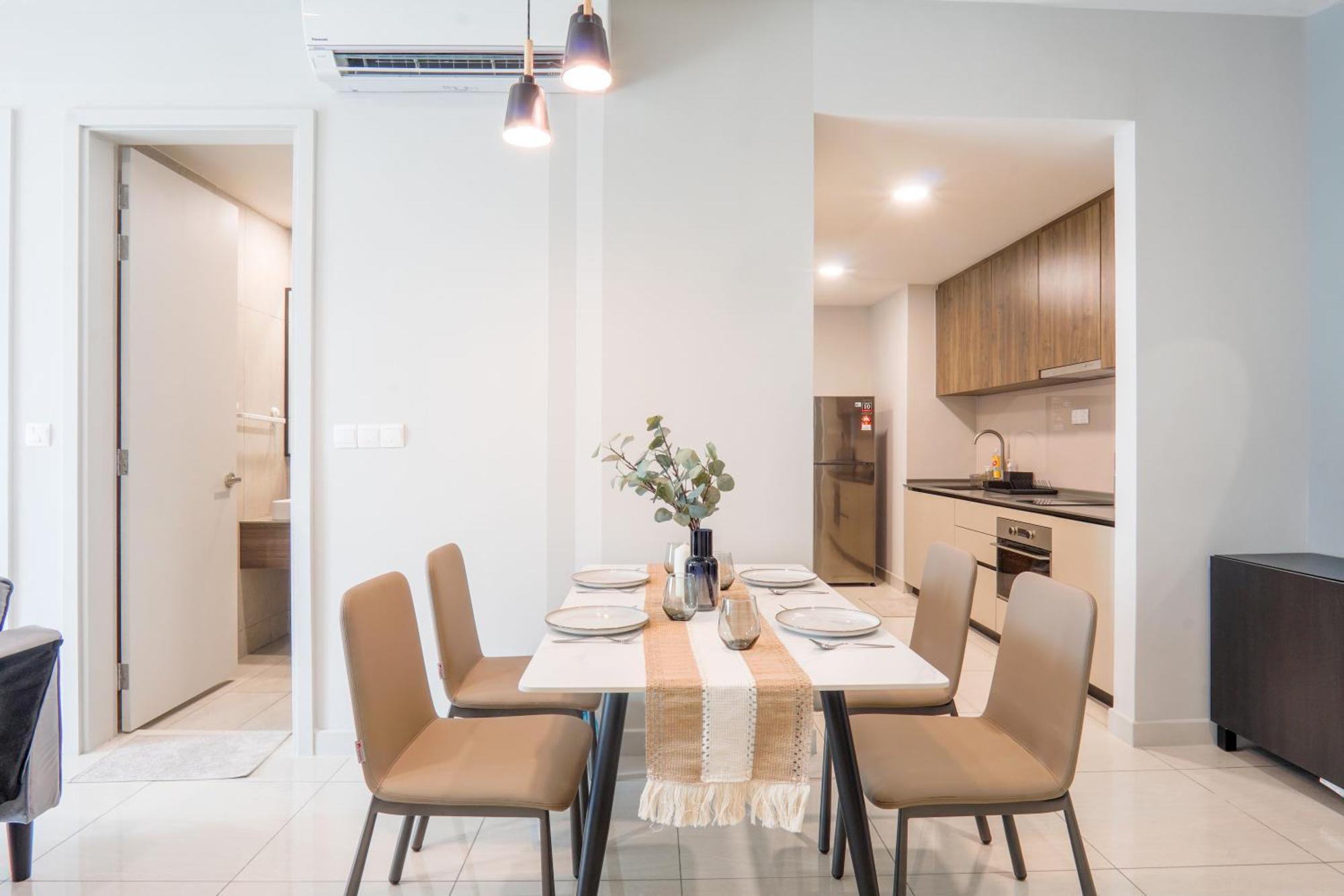 Datum Jelatek By Airhost Apartment *