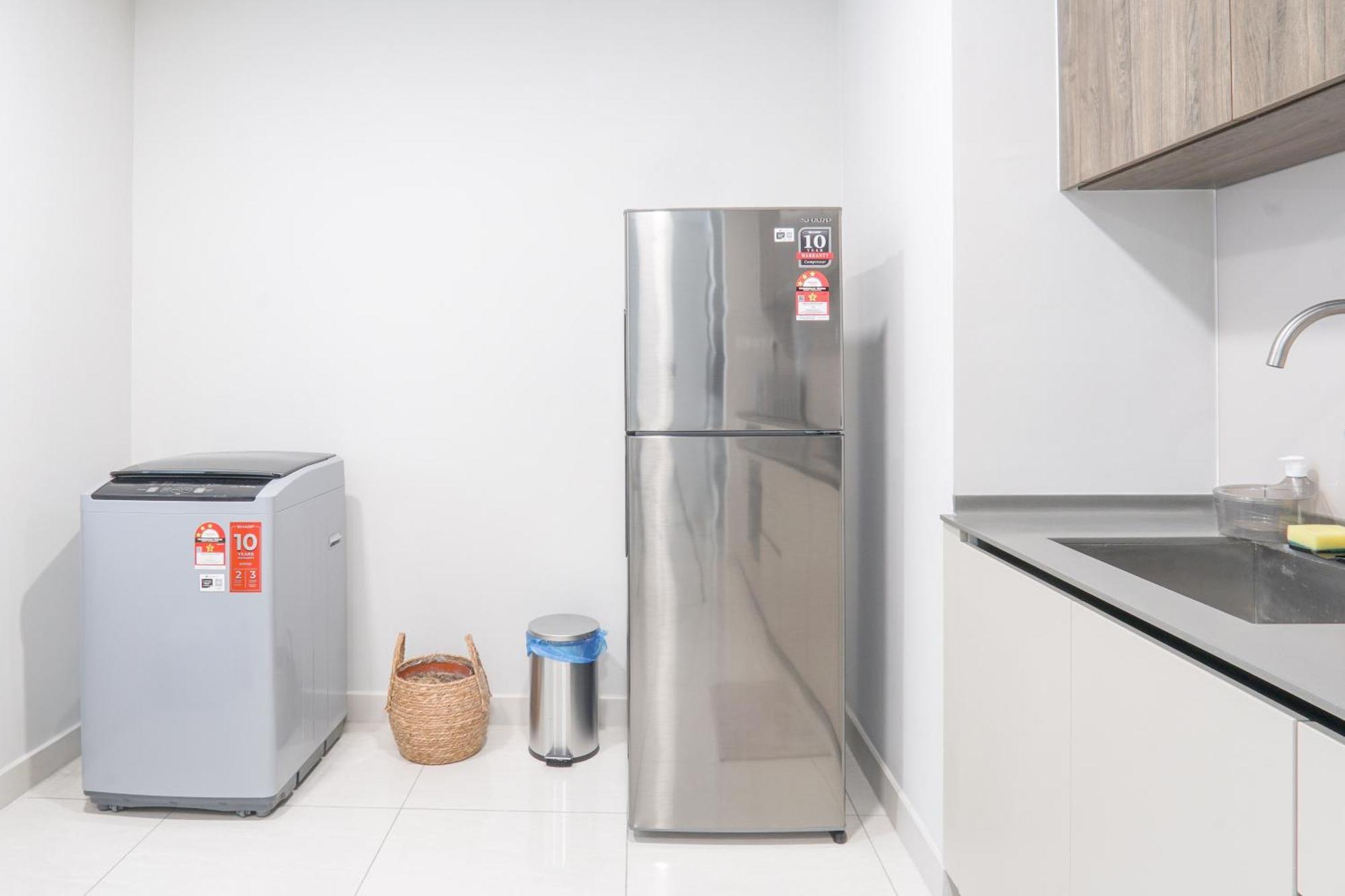 Datum Jelatek By Airhost Apartment *
